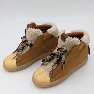 Coach High Top Hiker with Shearling size 7.5